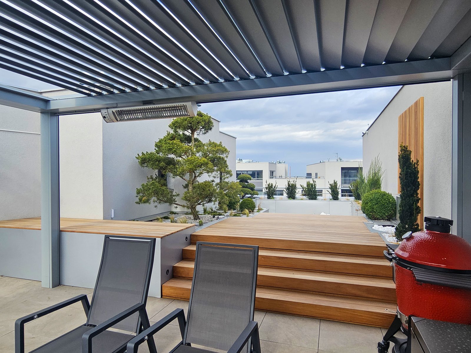 Pergola BRERA s příslušenstvím na západě Prahy